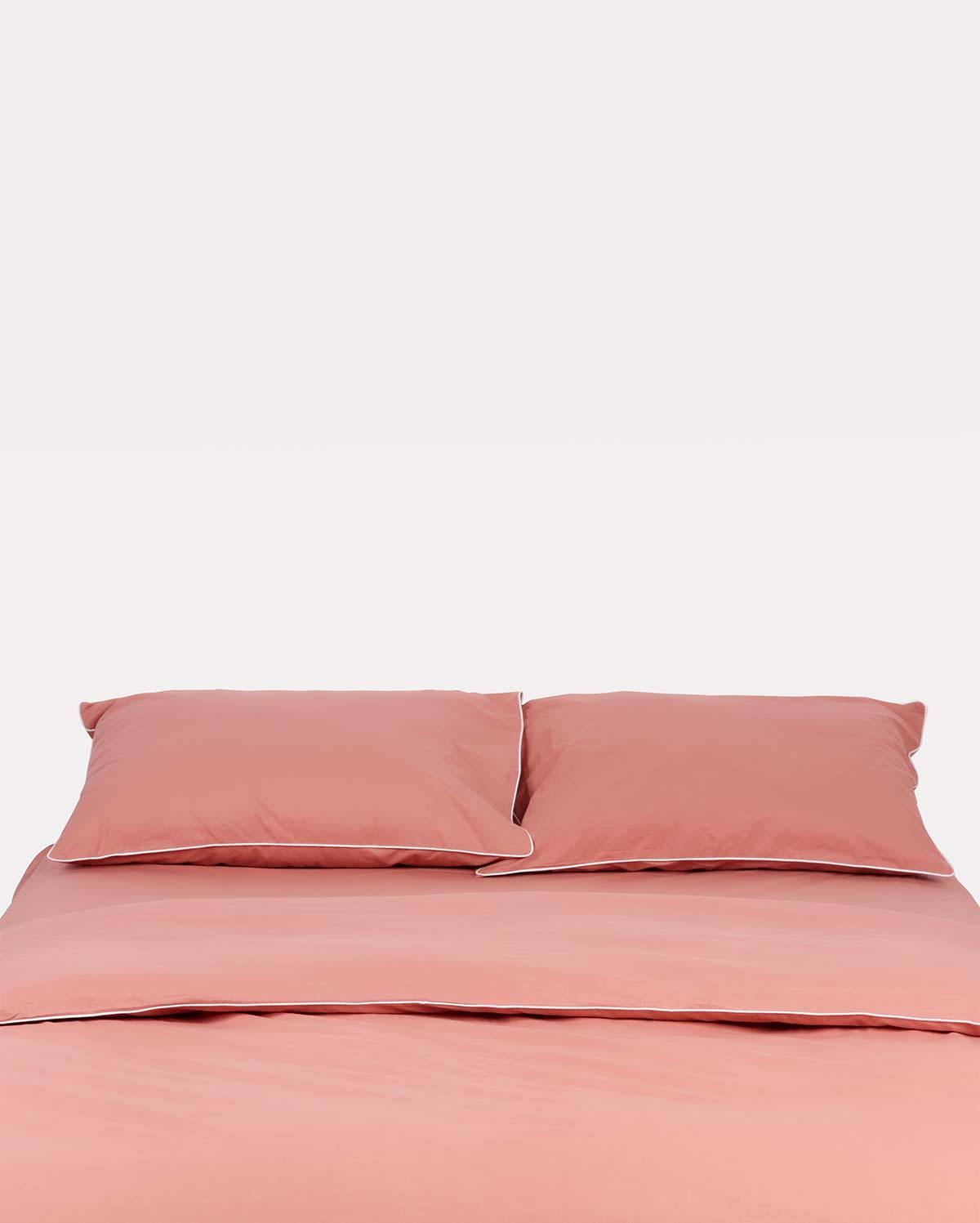 Classic Percale - Core Bedding Set - Peach with White Piped Edge