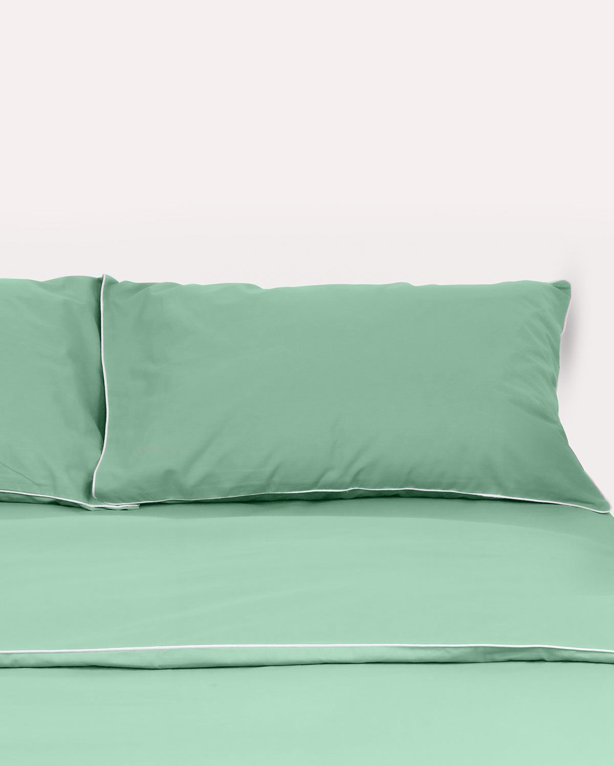 Classic Percale - Core Bedding Set - Jade Green with White Piped Edge