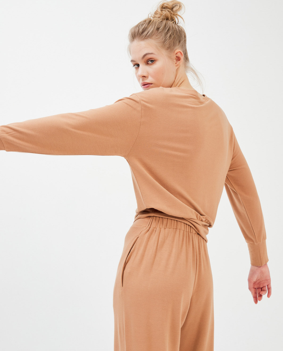 Long Sleeve Loungewear Set - Light Brown - Ocoza