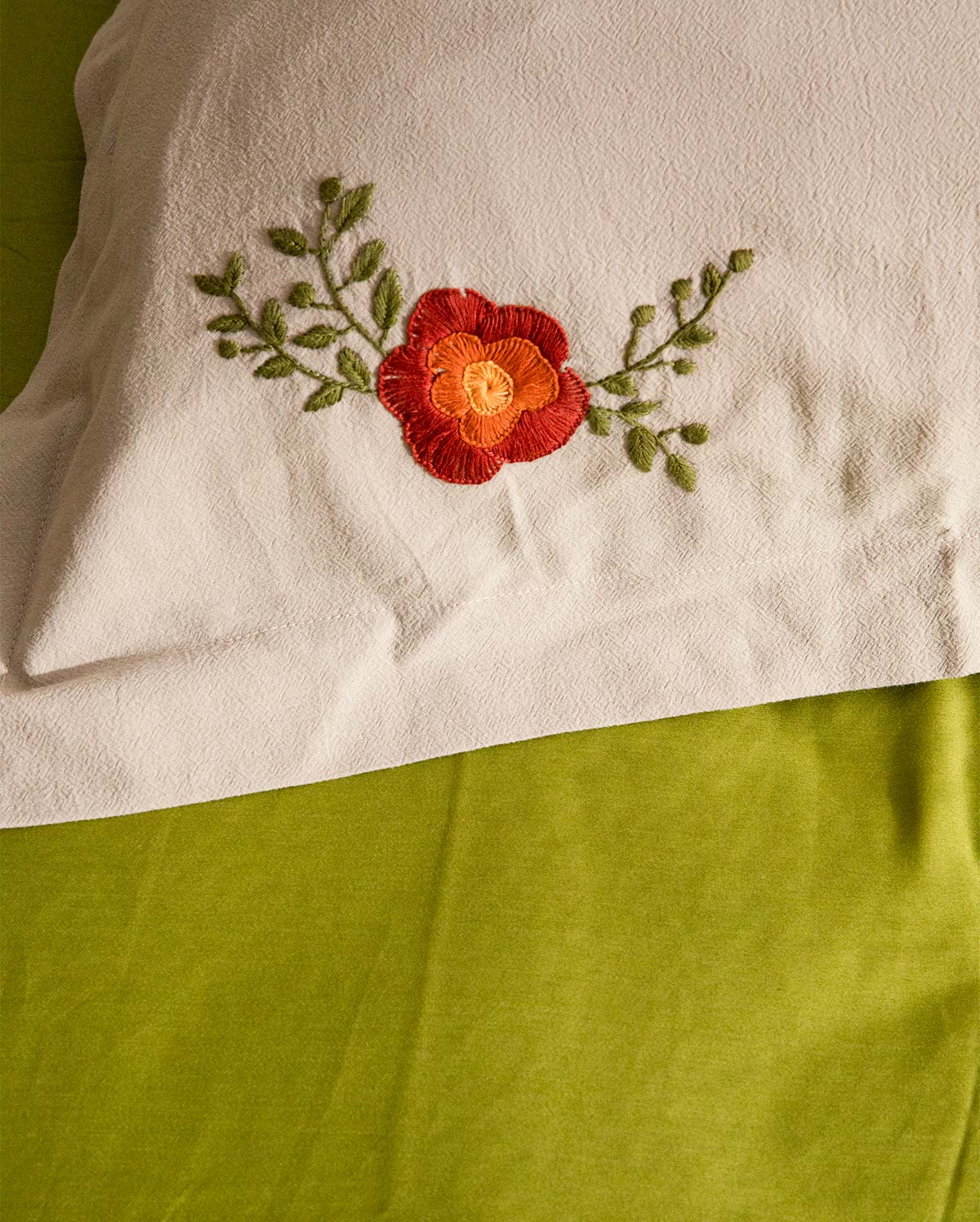 Embroidered Duvet Cover Set - Beige