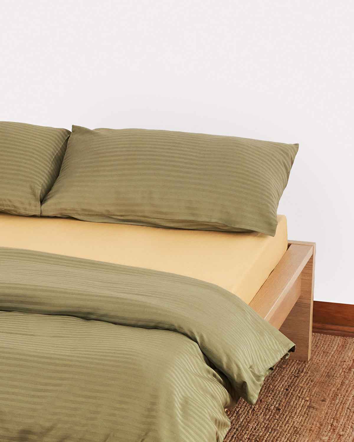 Sateen Stripe - Core Bedding Set - Oil Green & Gold