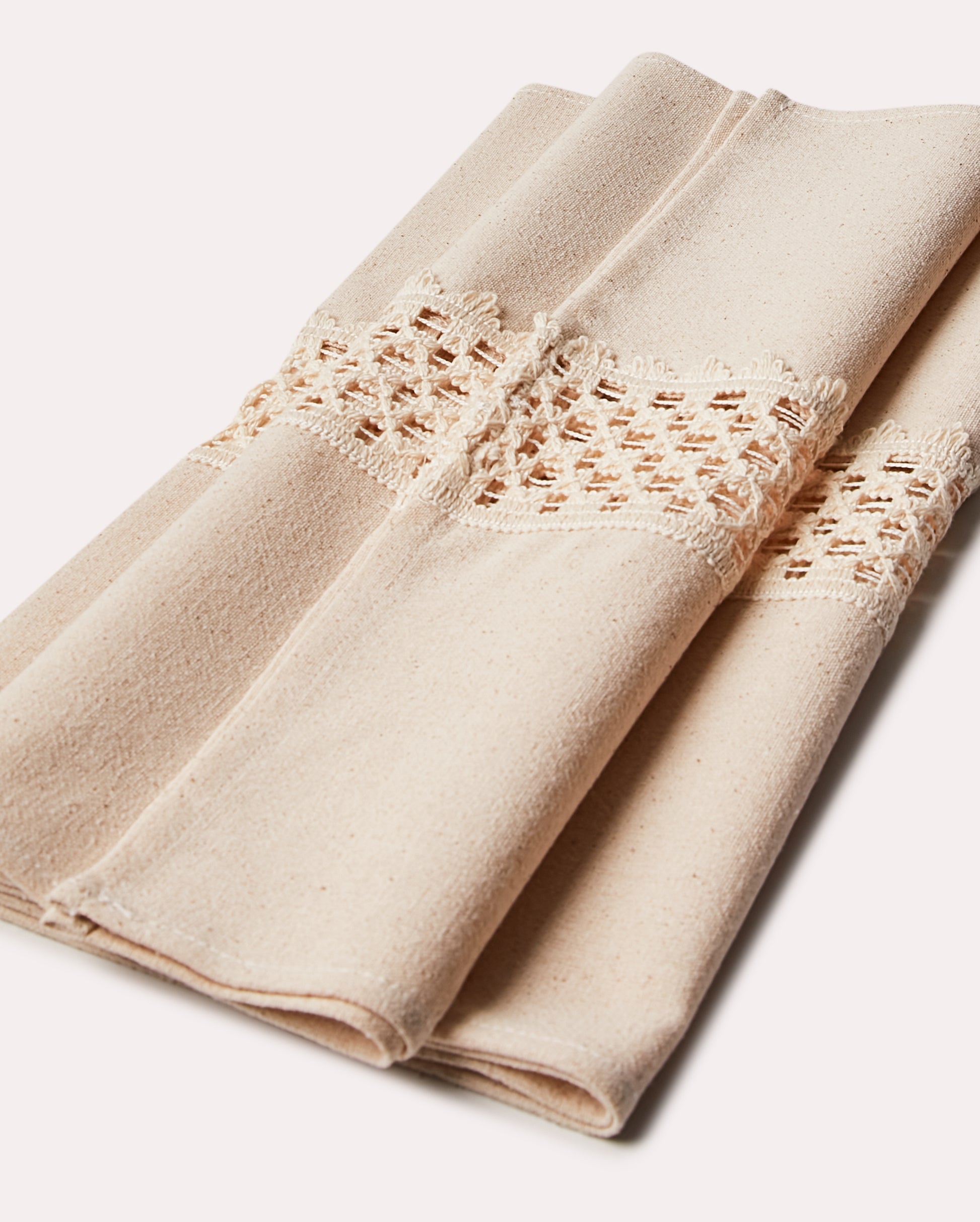 Lace Linen Runner - Natural - Ocoza