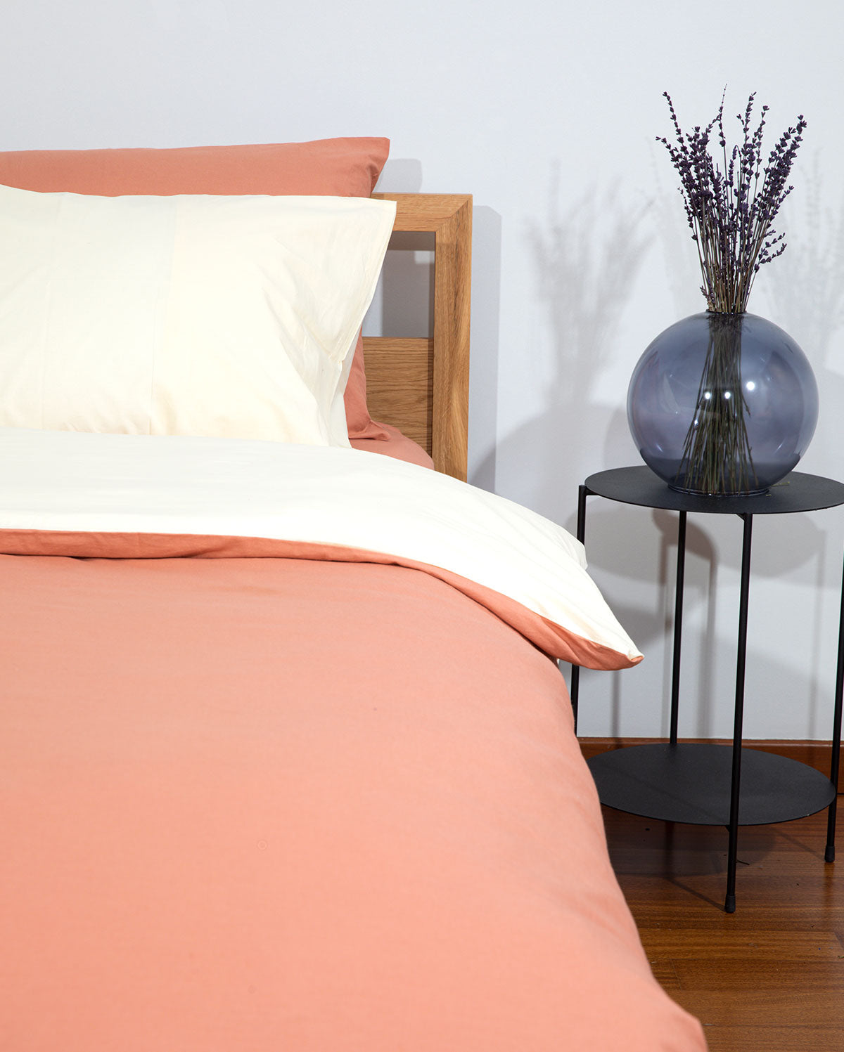 Reversible Percale Bedding Set - Peach & Ecru