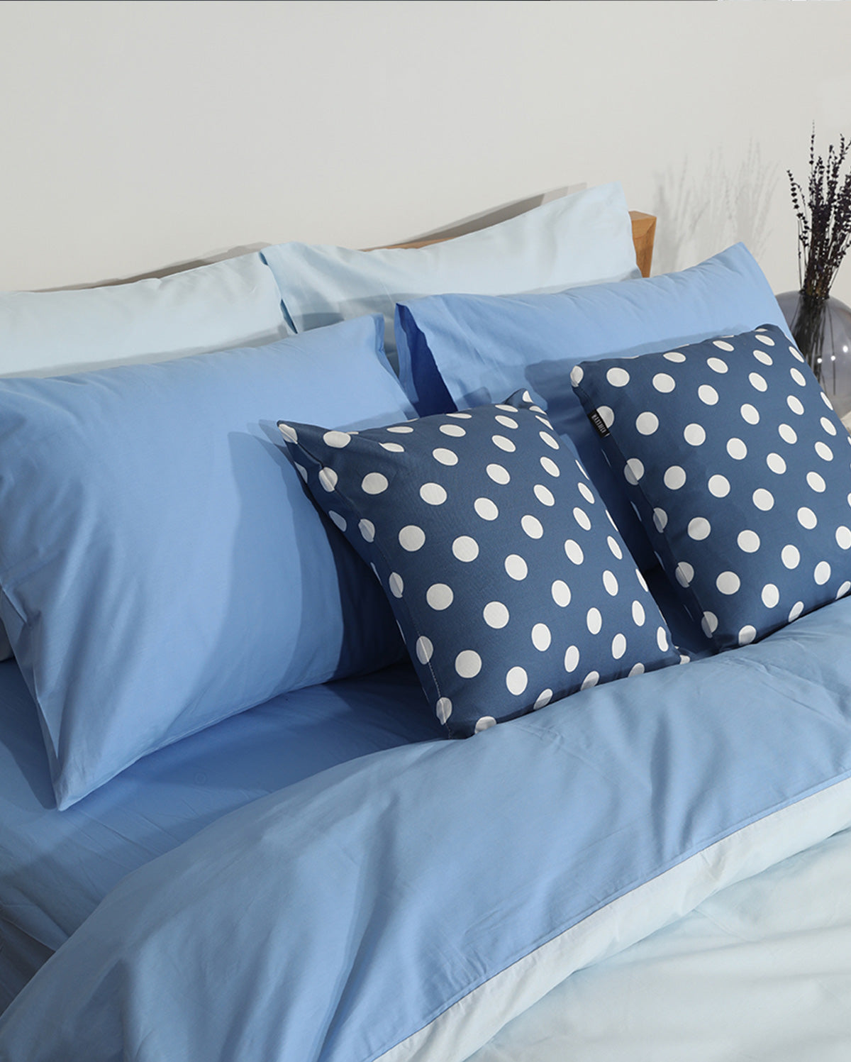 Reversible Percale Bedding Set - Blue & Baby Blue