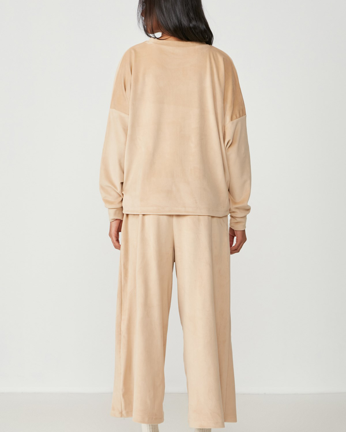 Long Sleeve Velvet Pyjama Set - Beige