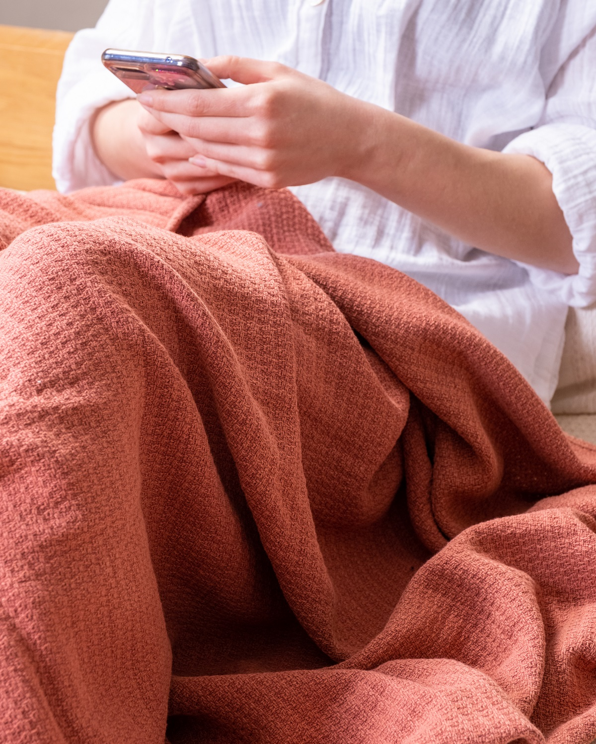 Stonewashed Cotton Terry Bedspread- Cinnamon