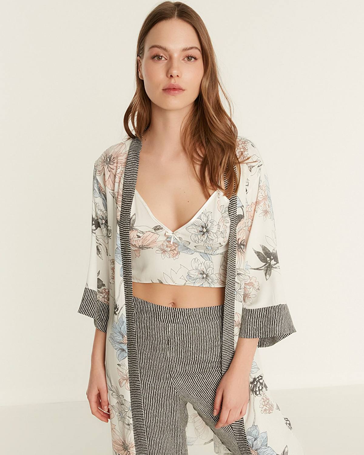 Flower Printed Pyjama Set with Dressing Gown - Ecru