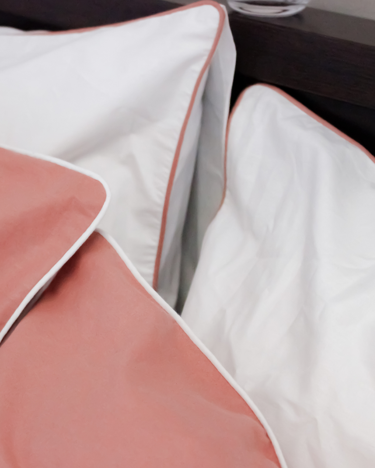 Classic Percale - Core Bedding Set - Peach with White Piped Edge