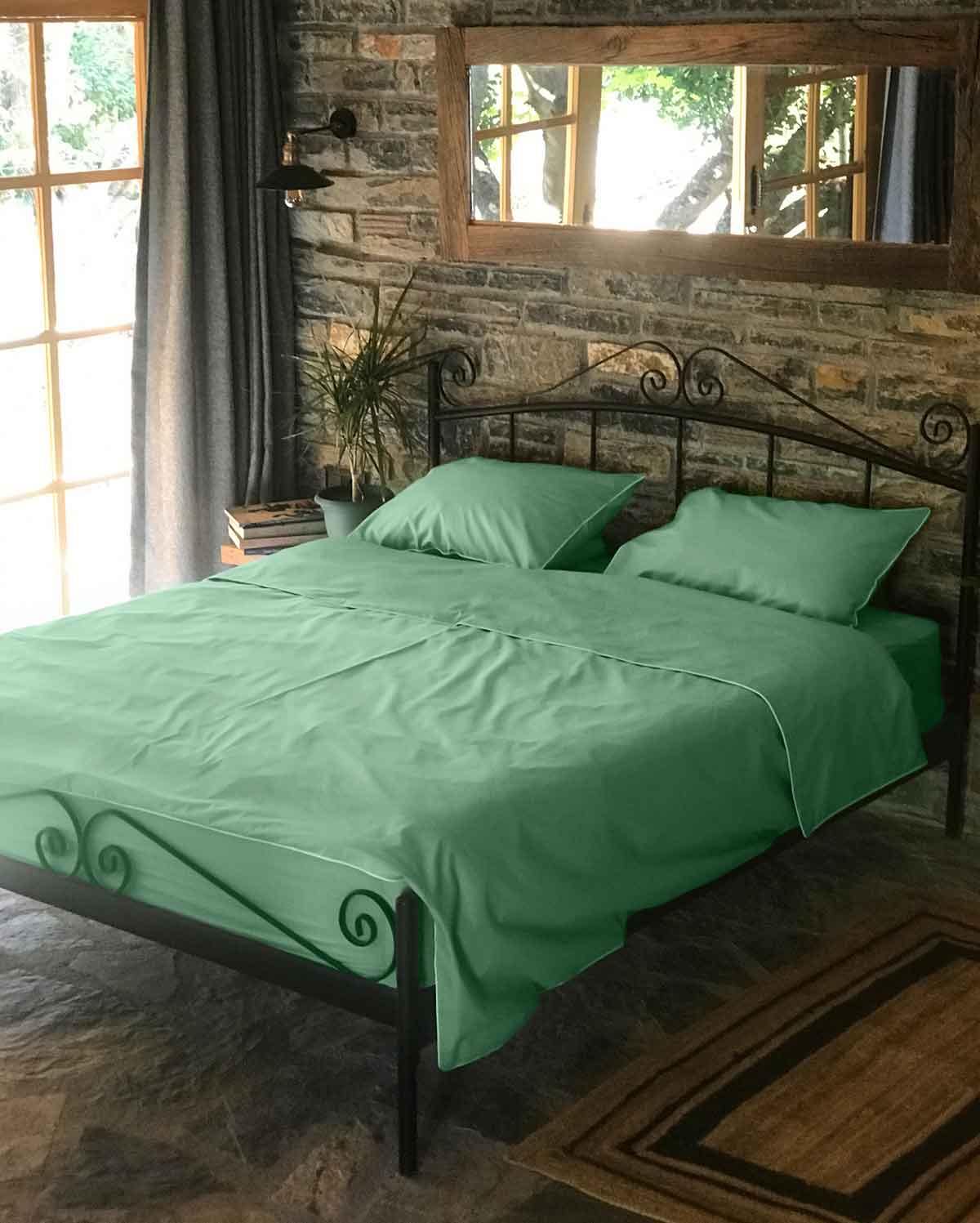 Classic Percale Duvet Cover- Jade Green with White Piped Edge